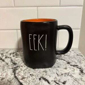 Rae Dunn “EEK!” Mug